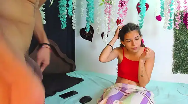 Snapshot of kattyandtom2 chatting on 02/12/25, 07:13 kattyandtom2 online show from 02/12/25, 07:13