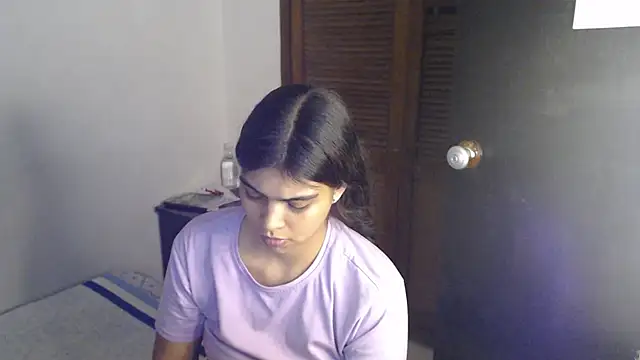 Pocahontas Princess  online show from 09/17/25, 04:03