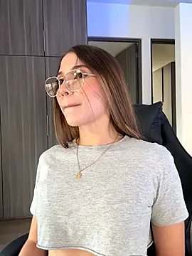 SophieRaily  online show from 09/11/25, 07:03