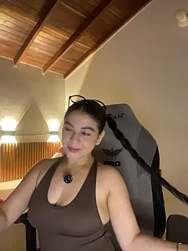 Blancanievess online show from 08/07/26, 12:56