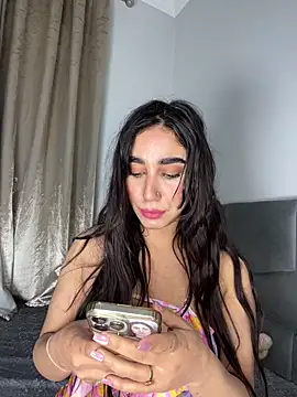 Meryem Queen online show from 04/10/26, 12:16