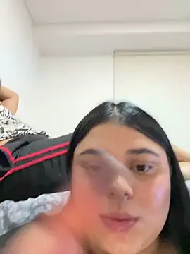 alissonfernandez  online show from 02/08/25, 11:24