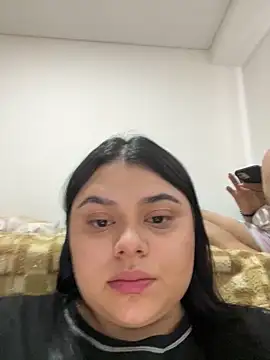 alissonfernandez  online show from 02/21/25, 08:05