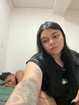 alissonfernandez  online show from 02/21/25, 11:32