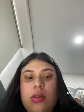 alissonfernandez  online show from 03/11/25, 07:25