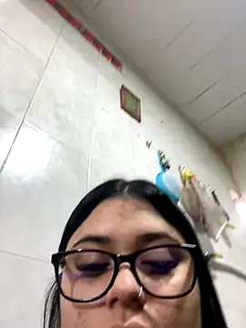 alissonfernandez  online show from 09/21/25, 10:00