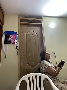 alissonfernandez  online show from 01/16/26, 12:36