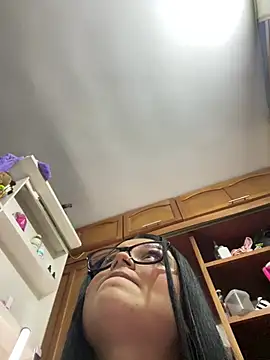 alissonfernandez  online show from 01/17/26, 10:35