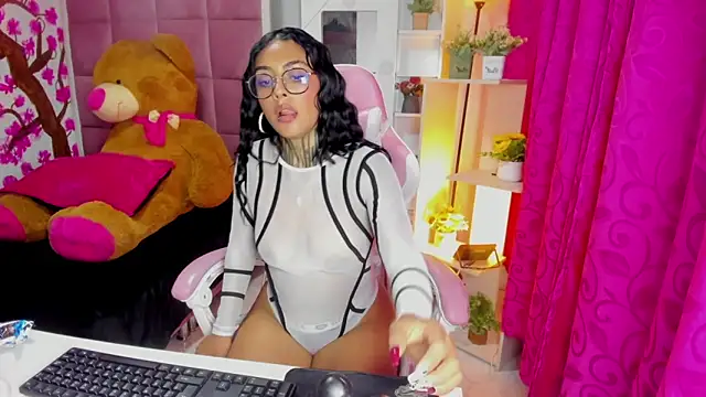 Snapshot of Lovely_celeste chatting on 06/02/26, 03:14 Lovely celeste online show from 06/02/26, 03:14