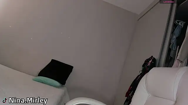 Ninamirley online show from 02/27/26, 07:03