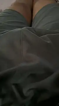 Desiboy   21 online show from 12/08/24, 08:41