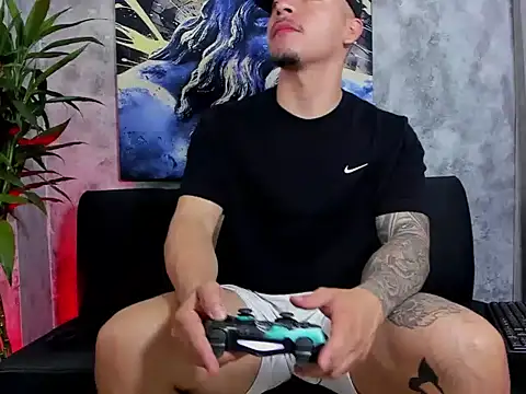 boyc022  online show from 02/08/26, 04:43