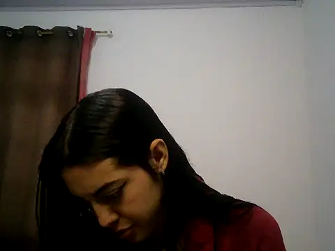 isabella048 online show from 09/08/25, 05:45