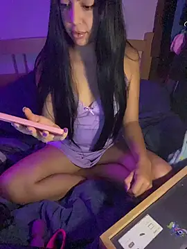 isabella048 online show from 05/22/26, 10:26