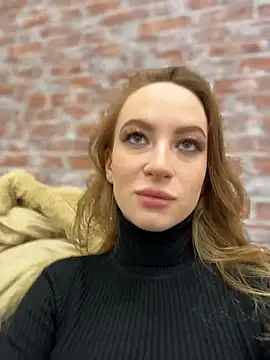  AngelMoon  online show from 12/18/25, 03:45