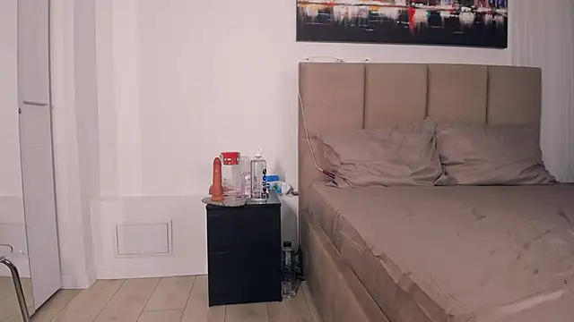 LunaMystyque online show from 11/08/25, 04:07