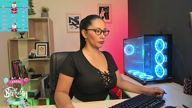 Sue Wolls online show from 12/19/24, 07:18