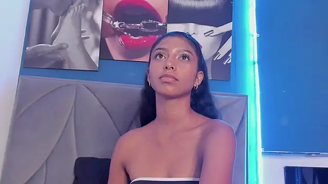 Snapshot of GeorginaRoy chatting on 12/04/24, 07:23 GeorginaRoy online show from 12/04/24, 07:23