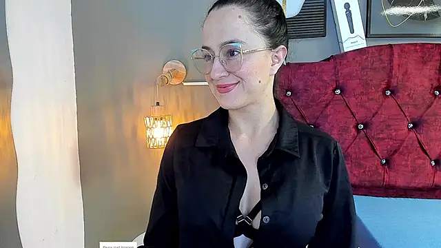 angela nix online show from 06/04/26, 03:29