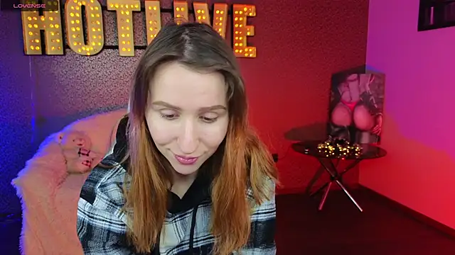 AliceBYKiss online show from 12/09/24, 12:19