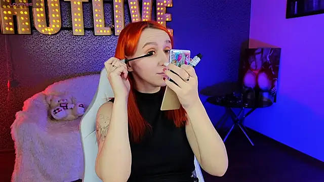 AliceBYKiss online show from 01/22/25, 06:20