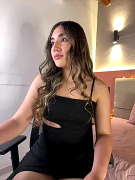 AniiRose online show from 09/19/25, 01:07