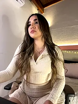 AniiRose online show from 10/16/25, 01:06