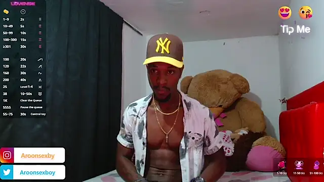 Aroonpapisex online show from 10/26/25, 10:15