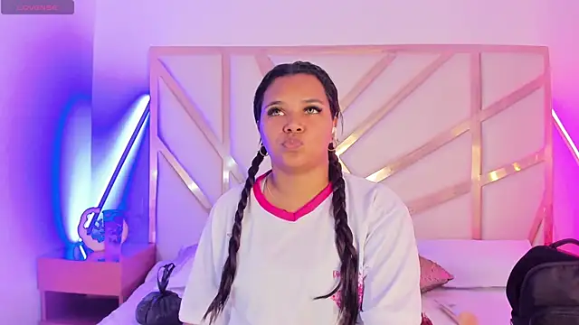 Carolina Evanss online show from 10/30/25, 11:11