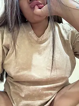 Snapshot of kiyomi-amour chatting on 03/20/25, 12:11 kiyomi-amour online show from 03/20/25, 12:11