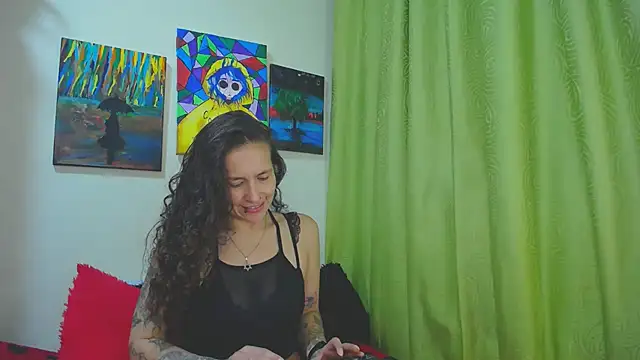 Leyla Horny Bg online show from 11/24/25, 12:43