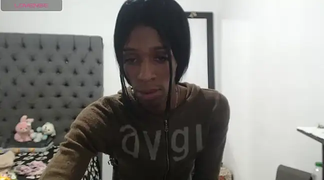 lucianadolll online show from 03/12/25, 05:02