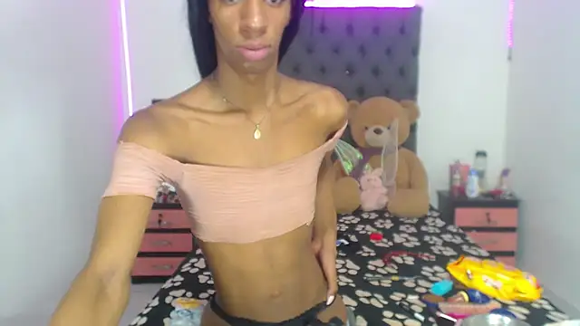 lucianadolll online show from 10/04/25, 09:18