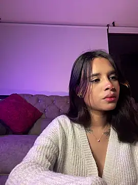 alessia iris19 online show from 02/24/25, 04:16