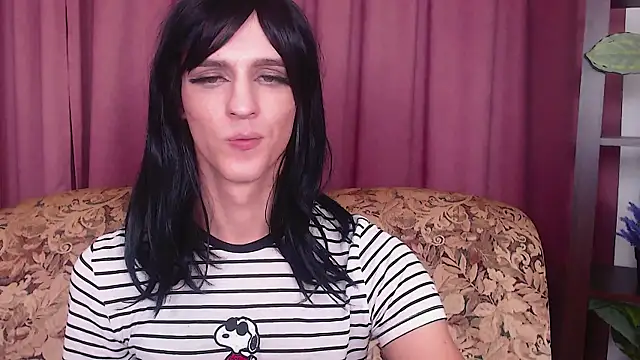 Snapshot of _CRYSTAL_tgirl chatting on 12/05/24, 06:22 CRYSTAL tgirl online show from 12/05/24, 06:22