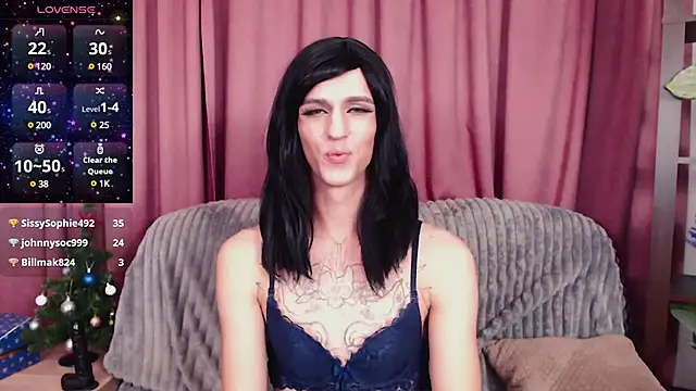 Snapshot of _CRYSTAL_tgirl chatting on 12/24/24, 08:05 CRYSTAL tgirl online show from 12/24/24, 08:05