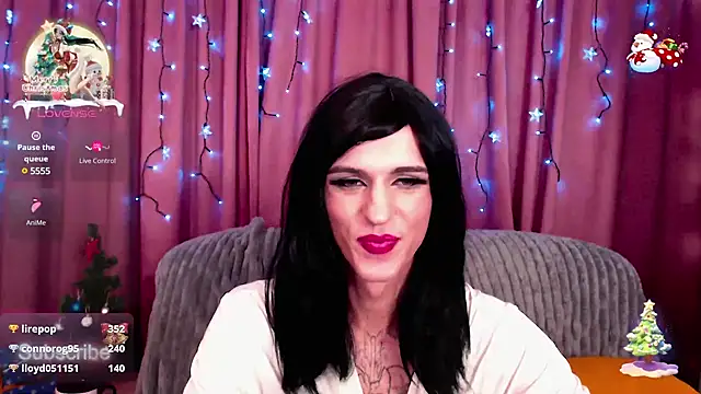 Snapshot of _CRYSTAL_tgirl chatting on 01/06/25, 03:20 CRYSTAL tgirl online show from 01/06/25, 03:20