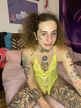 BlazyKitsune- online show from 01/27/25, 02:35