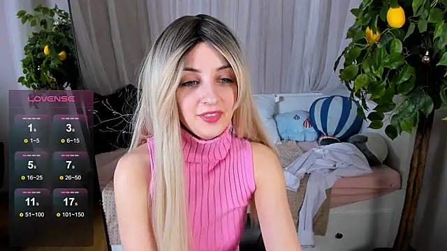 Katty Lights online show from 01/12/25, 09:19