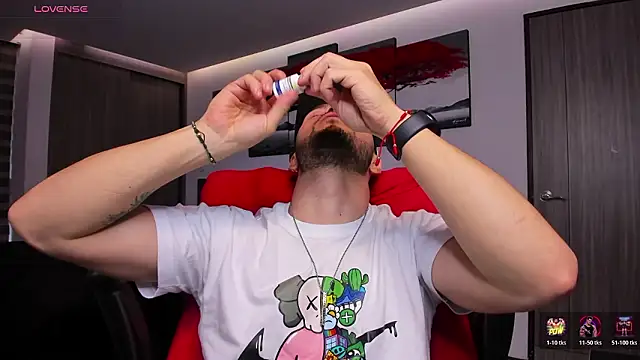 Snapshot of nick_klaus chatting on 02/25/26, 09:57 nick klaus online show from 02/25/26, 09:57