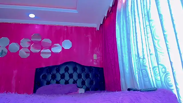 TiffanyMackensyy online show from 01/09/26, 09:27