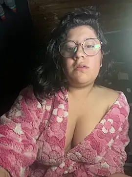 Snapshot of Lia_mar_moon chatting on 02/21/26, 12:22 Lia mar moon online show from 02/21/26, 12:22