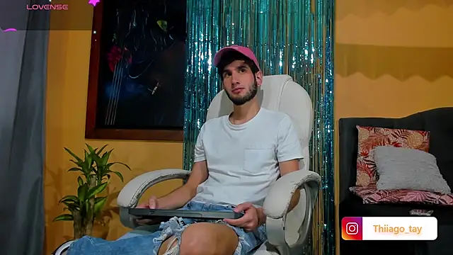 Snapshot of Thhiago_tay chatting on 12/08/24, 08:15 Thhiago tay online show from 12/08/24, 08:15