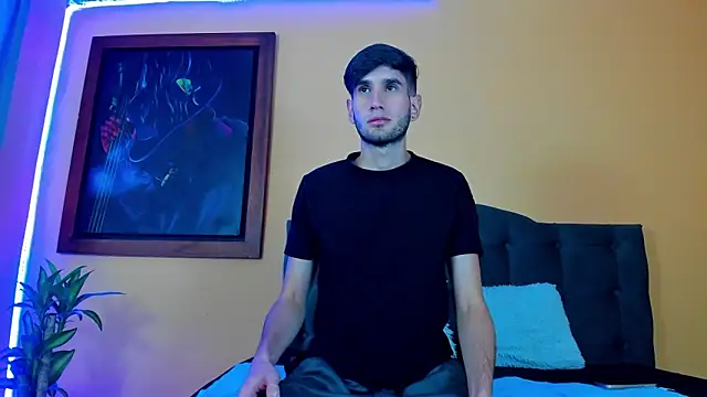 Snapshot of Thhiago_tay chatting on 12/14/24, 07:46 Thhiago tay online show from 12/14/24, 07:46