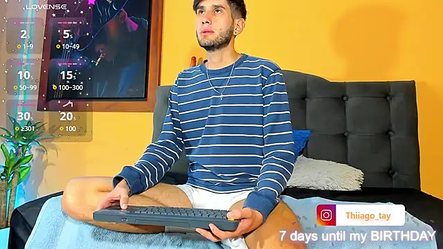 Snapshot of Thhiago_tay chatting on 12/18/24, 08:36 Thhiago tay online show from 12/18/24, 08:36