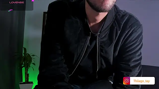 Snapshot of Thhiago_tay chatting on 03/22/25, 02:16 Thhiago tay online show from 03/22/25, 02:16