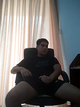 estudiante69 online show from 01/07/25, 04:05