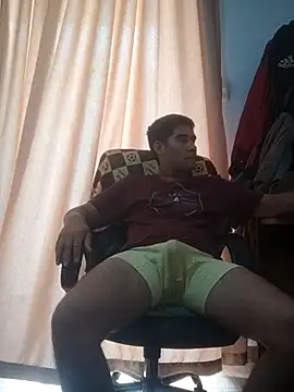 estudiante69 online show from 01/12/25, 07:53