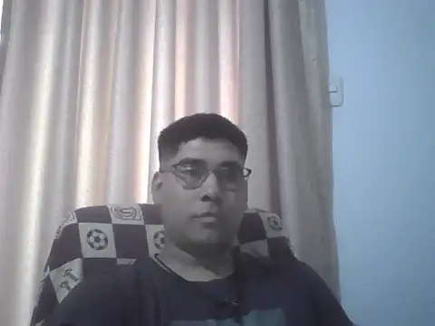 estudiante69 online show from 12/03/25, 10:52