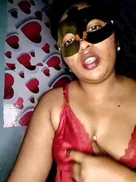 Snapshot of RomeoJuliet345 chatting on 01/24/25, 10:51 RomeoJuliet345 online show from 01/24/25, 10:51